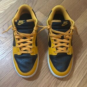 Nike Dunk Low “Goldenrod”